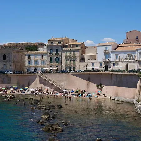 Casa Lungomare Ortigia *